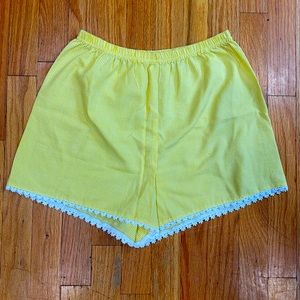 VTG Lolita Daisy bloomers